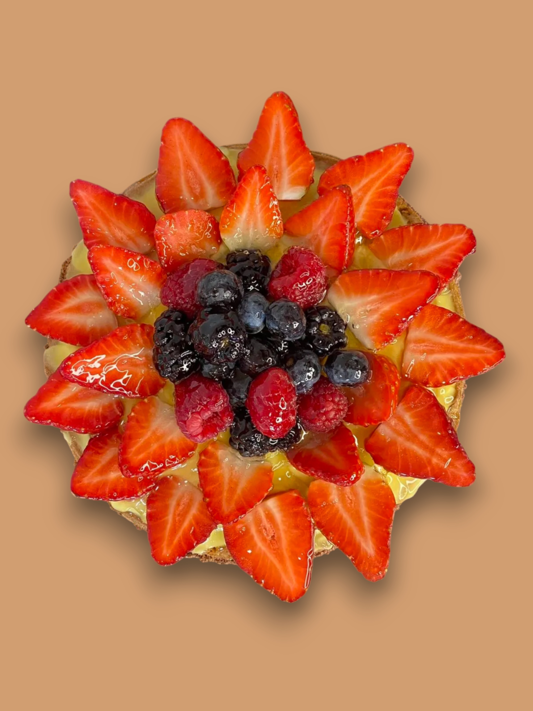 Crostata di fragole e frutti di bosco