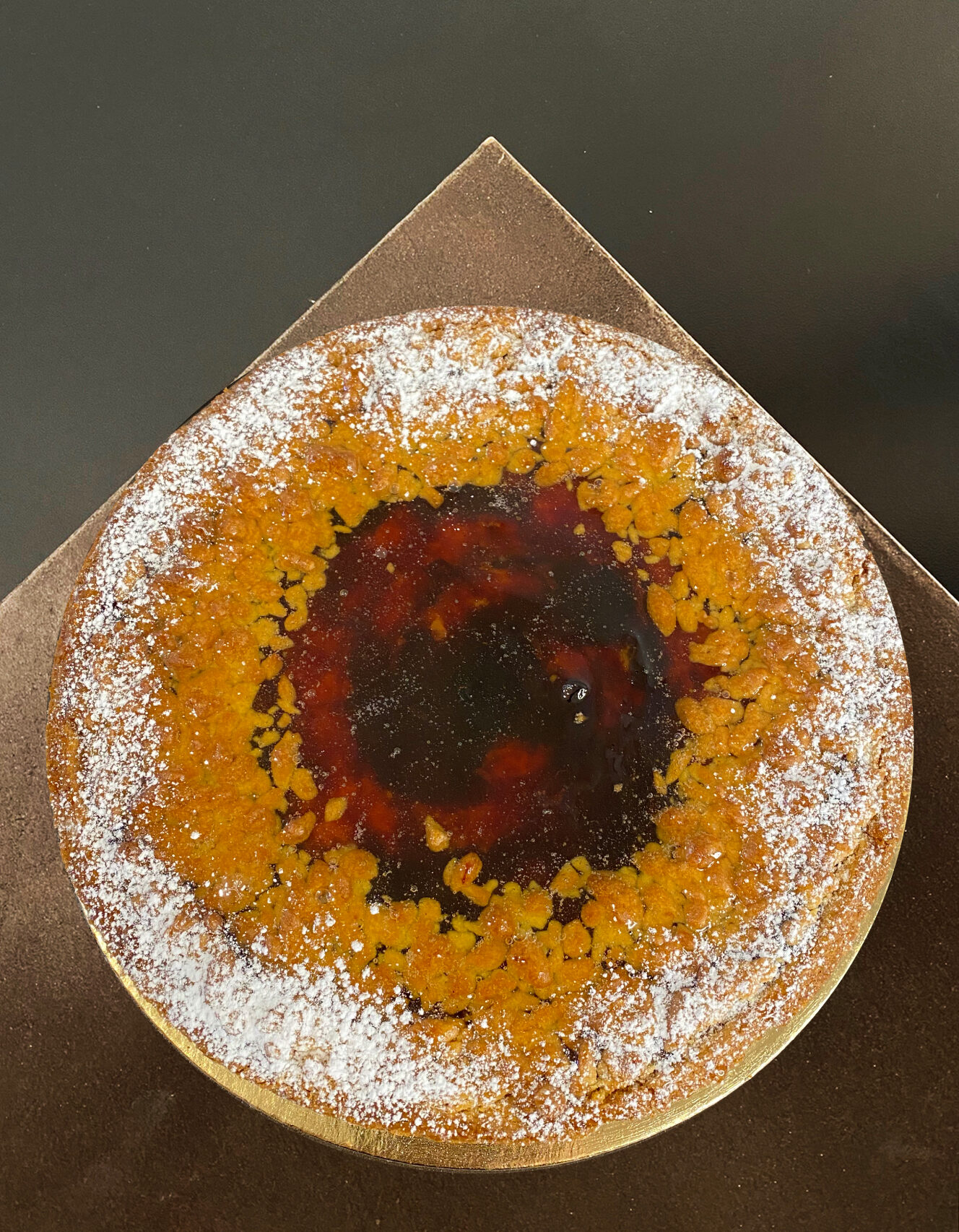 Crostata crema e confettura ciliegia