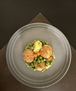 Polpettine di carne in umido con patate e piselli
