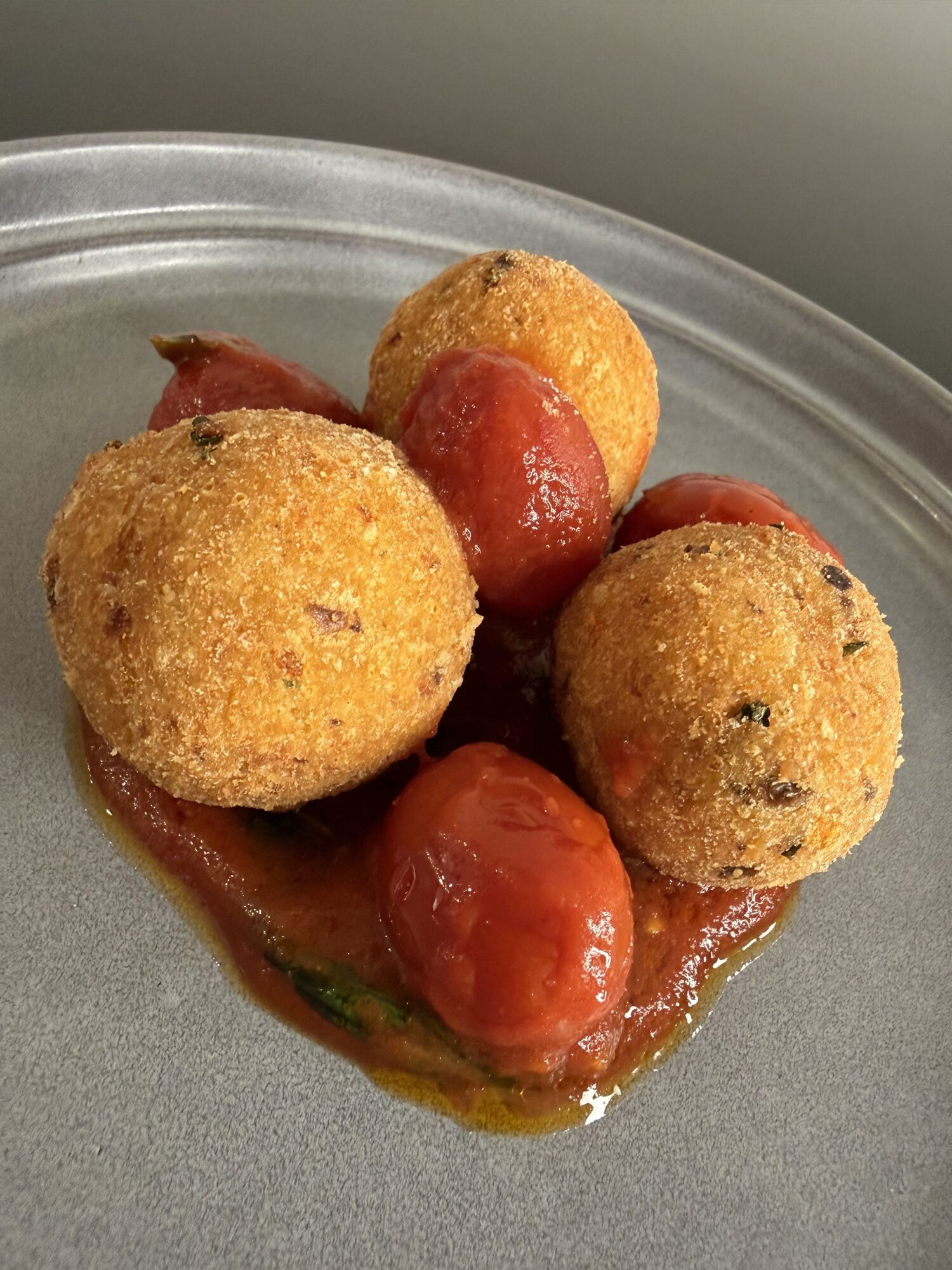 Polpettine di polpo in sugo di datterini - immagine 2